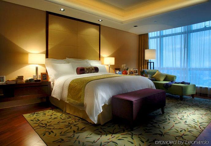 Union Square, Shanghai Pudong - Marriott Executive Apartments Room photo