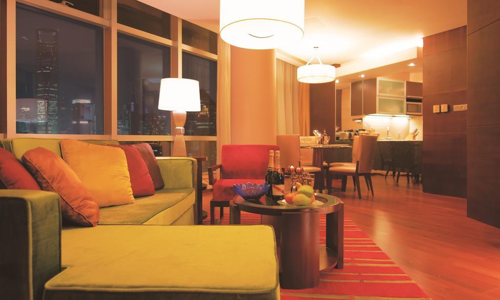 Union Square, Shanghai Pudong - Marriott Executive Apartments Room photo
