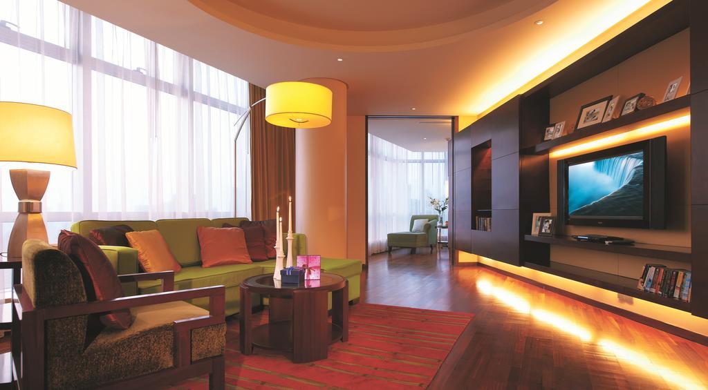 Union Square, Shanghai Pudong - Marriott Executive Apartments Room photo